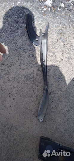 Планка телевизора камри 40