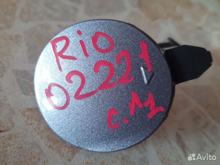 Заглушка буксировочного крюка kia rio