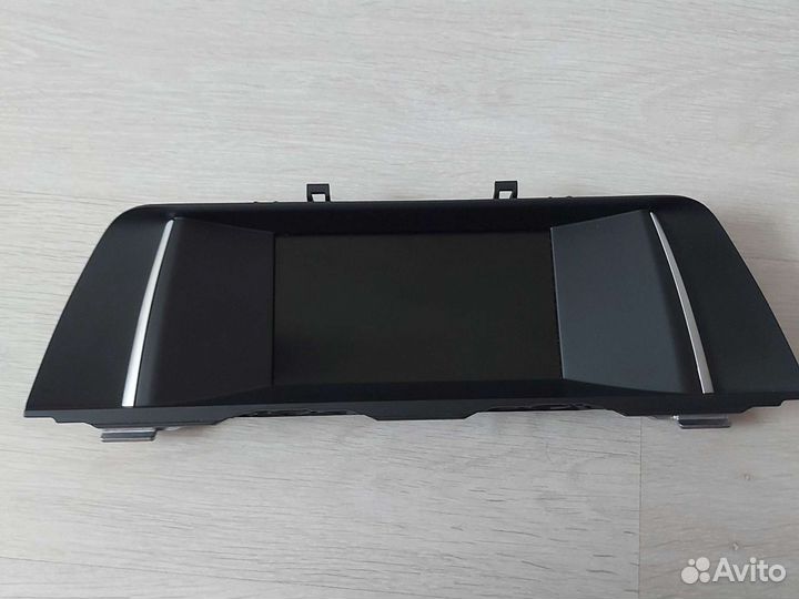 Дисплей NBT 6pin BMW F10 рестайлинг