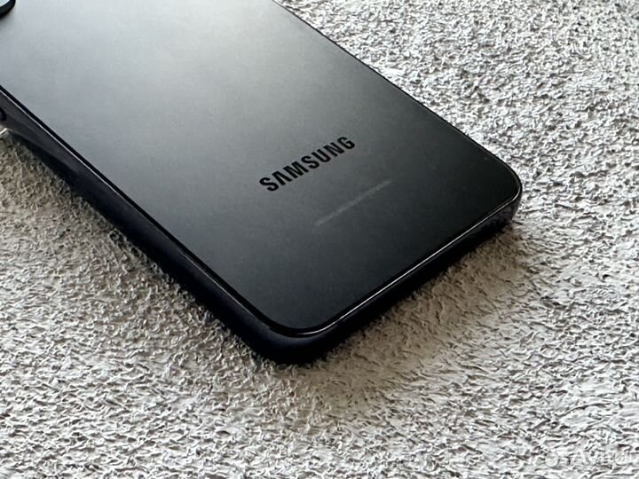 Samsung S22 8/256Gb