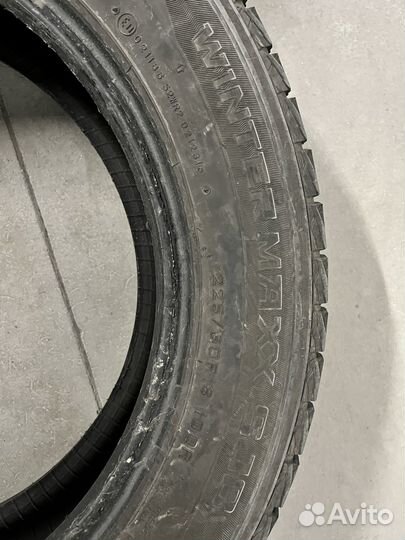 Dunlop Winter Maxx SJ8 225/60 R18