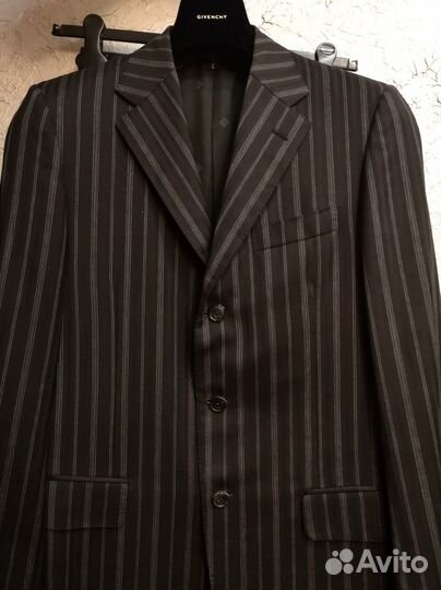 Givenchy. Шерсть. Костюм двойка. Оригинал