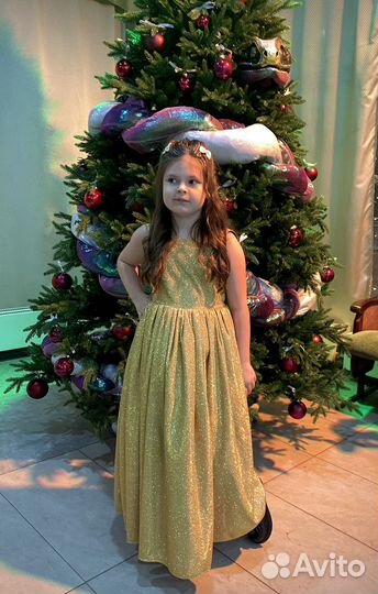 Нарядное платье