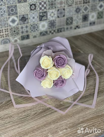 Сладкий подарок девушке