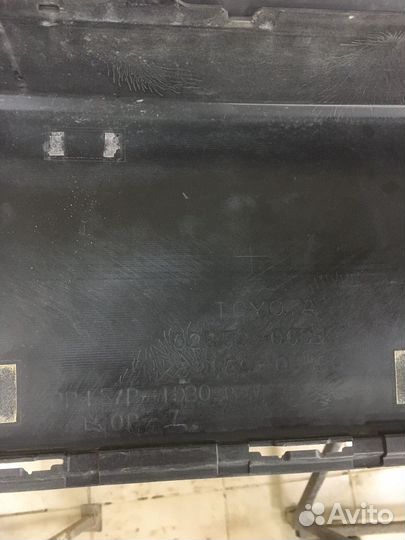 Бампер задний