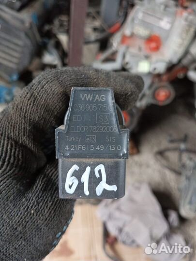 Катушка зажигания Volkswagen Polo 5 612 036905715C