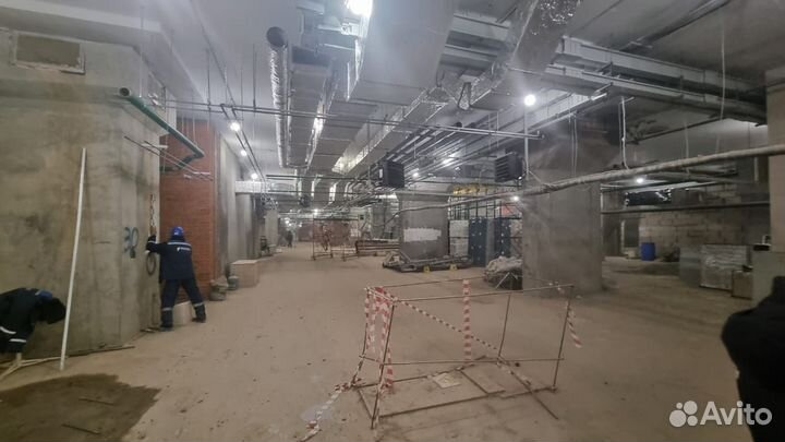 Электромонтажники в помещение