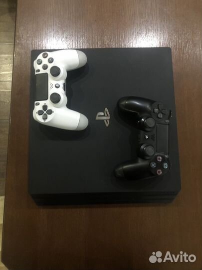 Sony PS4 pro 1tb