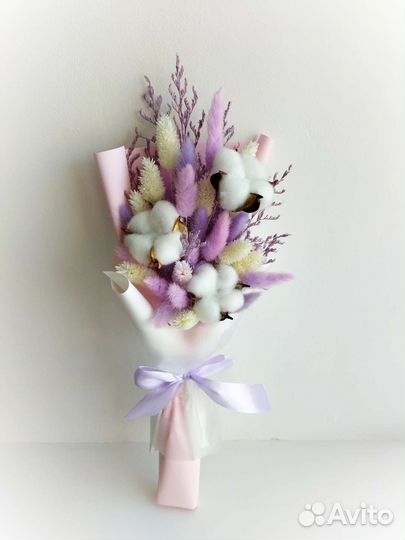 Букеты из стабилизированных цветов и сухоцветов