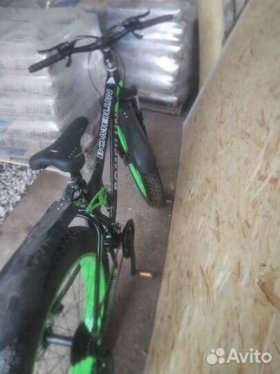 Велосипед на больших колесах