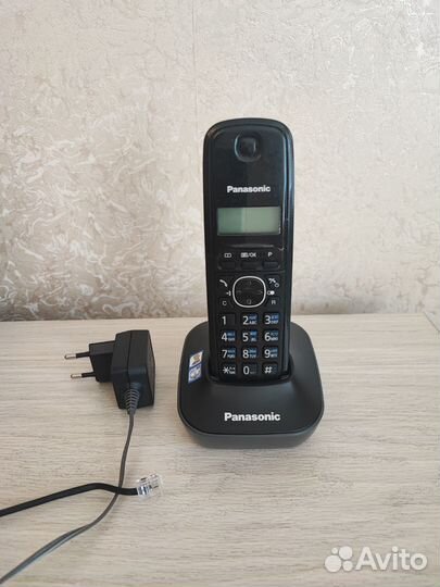 Домашний телефон Panasonic