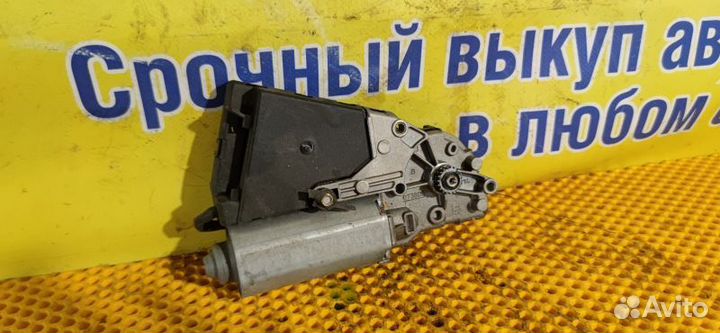 Моторчик люка Porsche Cayenne 4.5t