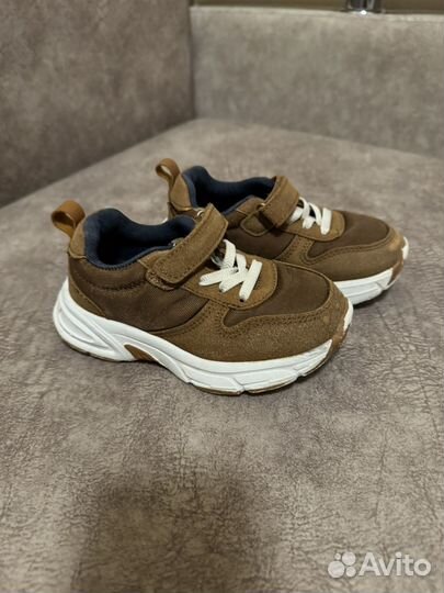 Кроссовки на мальчика