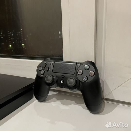 Sony playstation 4 slim 1tb 2 геймпада