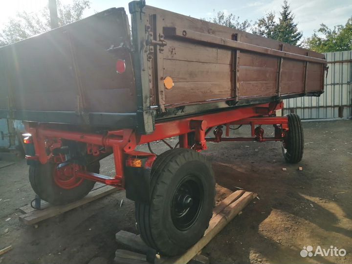 Тракторный прицеп 2птс-4,5