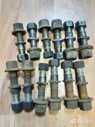 Шпилька ступицы задней c гайкой foton-1069 1099