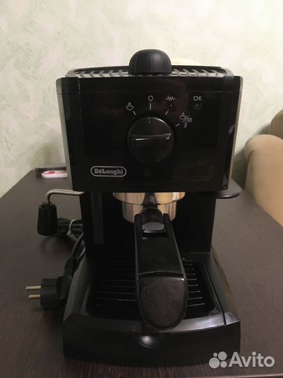 Кофеварка рожковая DeLonghi EC 145