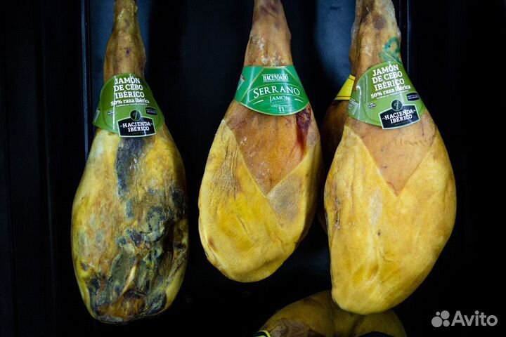 Хамон на кости испанский