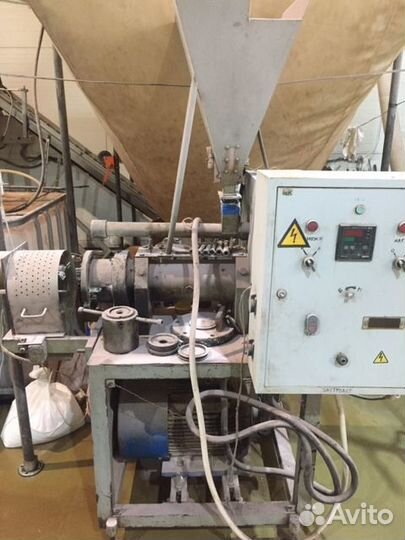 Продам экструдер для палочек кукурузных