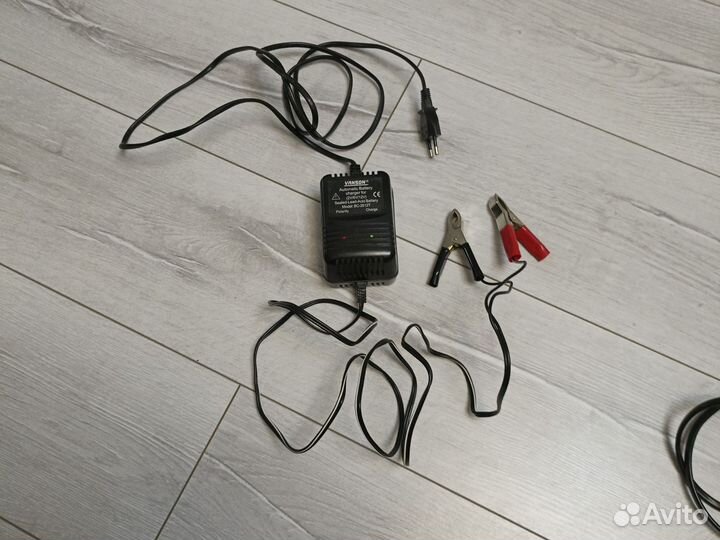 Зарядное устройство