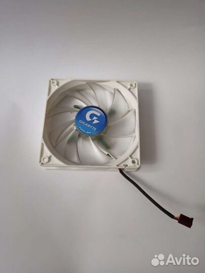 Вентилятор Gigabyte F121225SL