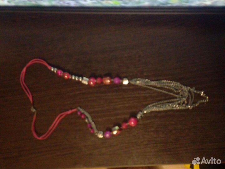 Украшение на шею