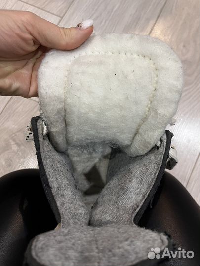 Коньки хоккейные 38