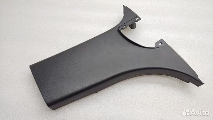 Обшивка центральной стойки правая Subaru Tribeca