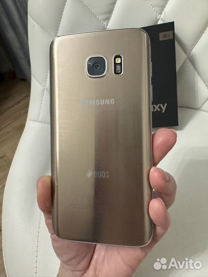 Samsung Galaxy S7, 4/32 ГБ