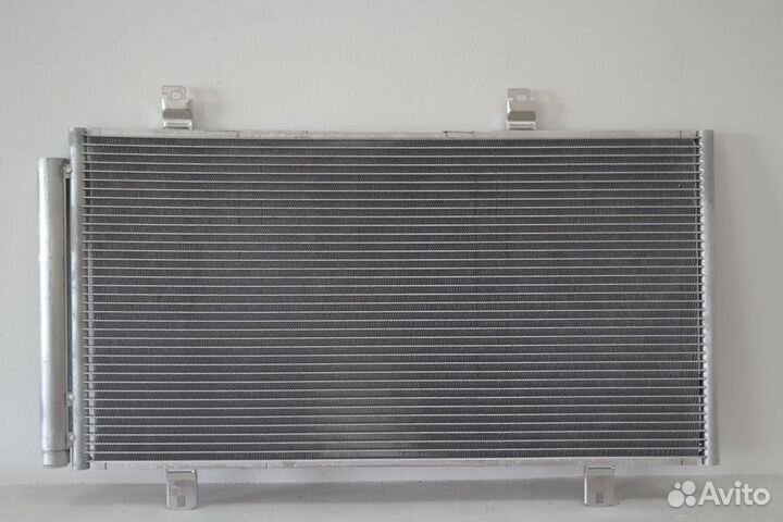 Радиатор кондиционера Тойота Камри 40