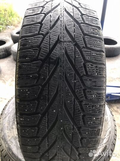 Nokian Tyres Hakkapeliitta R2 SUV 225/60 R17