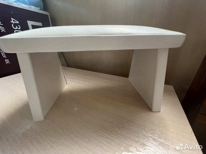 Подставка для рук маникюрная