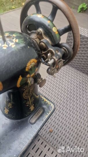 Швейная машина Singer