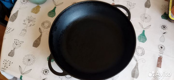 Чугунная сковорода