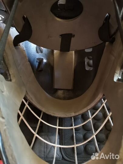 Шлем защитный вратарский unihoc Reactor