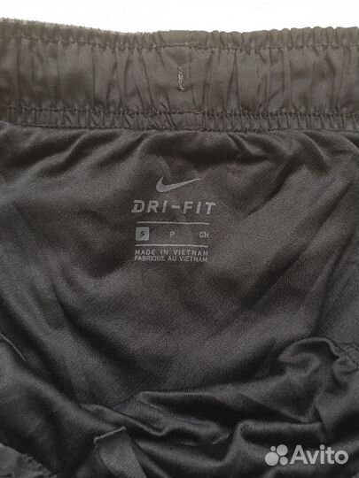Шорты Nike