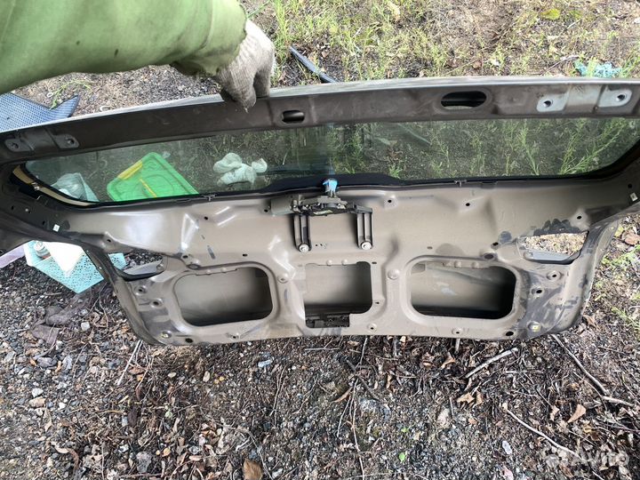 Крышка багажника Kia sportage 3