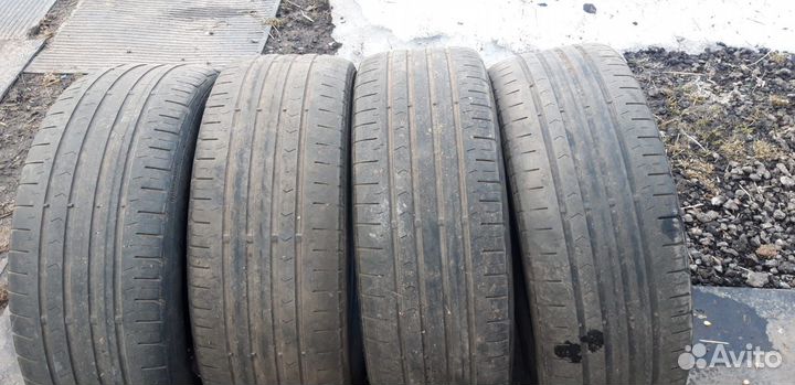 Continental ContiPremiumContact 5 205/55 R16