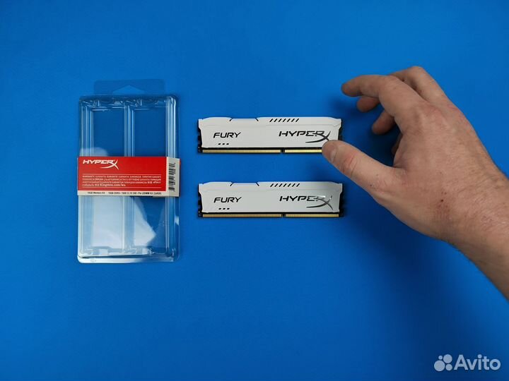 DDR3 8 / 16 GB 1600 Mhz HyperX Fury dimm white