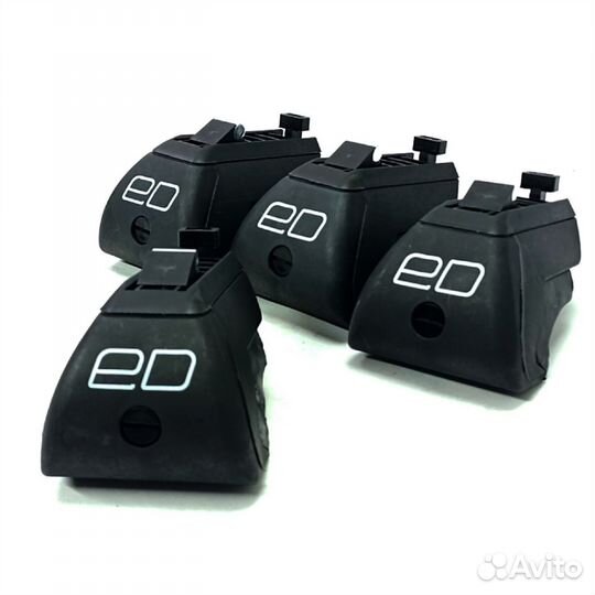 Крепление багажника с интегрированными рейлингами