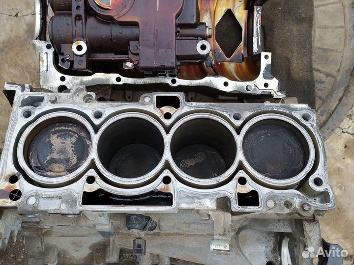 Блок двигателя mitsubishi outlander 3