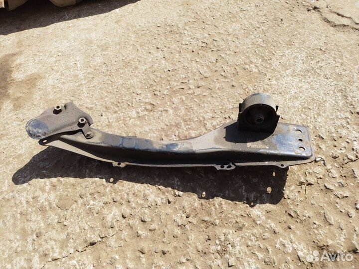 Передняя балка (подрамник) Geely Emgrand EC7 FE1