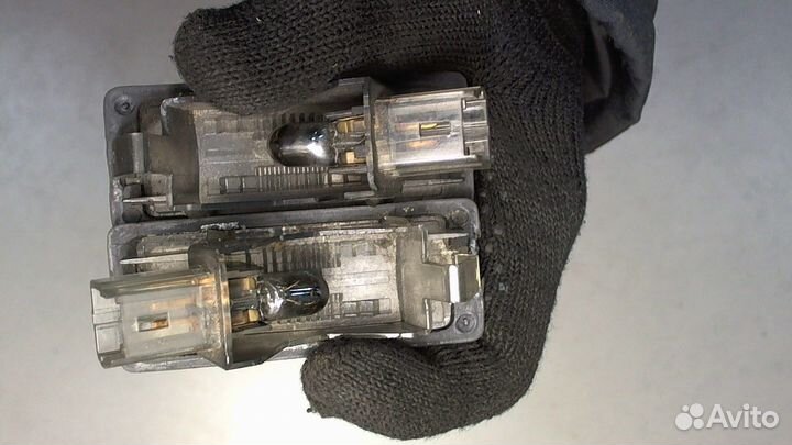 Подсветка номера Renault Scenic, 2010