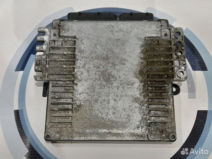 Блок управления двигателем Infiniti QX56 (JA60)