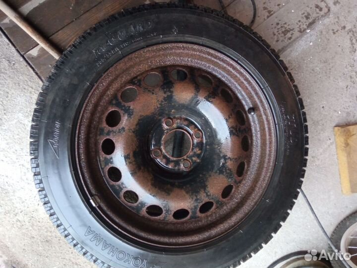 Yokohama 126S 205/55 R16