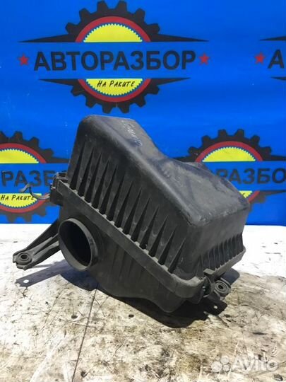 Корпус воздушного фильтра Kia Sorento BL D4CB 2003