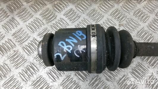 Привод передний правый KIA sportage 2 (2BN19N101)