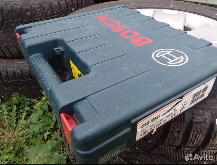 Шуруповерт bosch 12v GSB-120Li