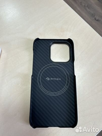 Чехол на iPhone 14 pro pitaka