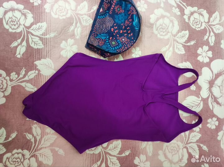 Купальник для девочки и шапочка